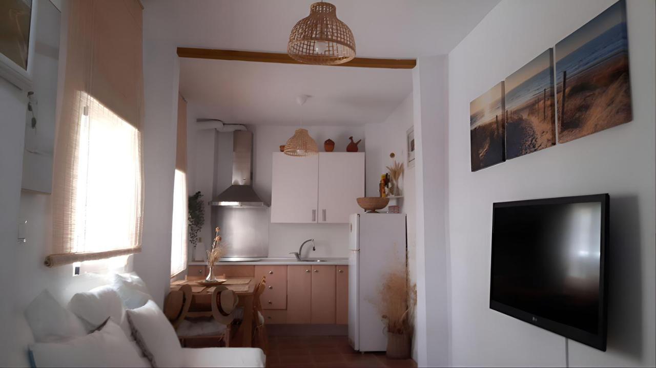 Casa En Zona Centrica Solo Familias Y Parejas Holiday home Conil De La Frontera
